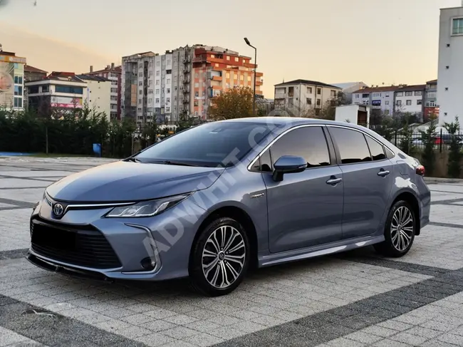 TOYOTA COROLLA 1.8 HYBRİD FLAME X-PACK موديل 2020 بقوة 122 حصان, عداد 157.000 كم