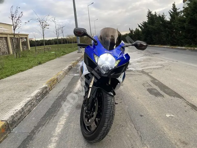 Suzuki GSX 600 F موديل 2006, نظيف