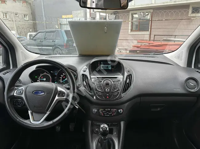 Ford Tourneo Courier بعداد 117.000 كم 1.6 TDCI TİTANYUM PLUS