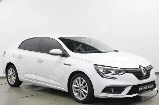 RENAULT MEGANE Diesel Automatic with a 30% down payment and 3-month payment deferral from BROTHERS MOTORS