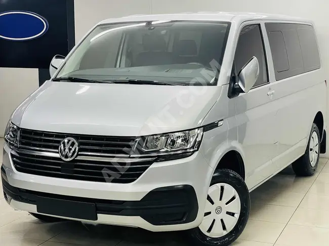 Volkswagen Transporter موديل 2022 بقوة 150 حصان -شاسيه قصير -DSG- اوتوماتيك- فان نقل ركاب -4+1 بدون عيوب - 23.000 كم