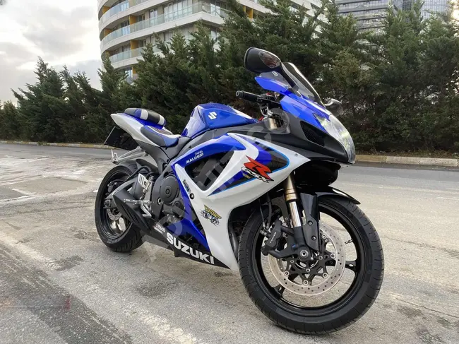 Suzuki GSX 600 F model 2006, clean