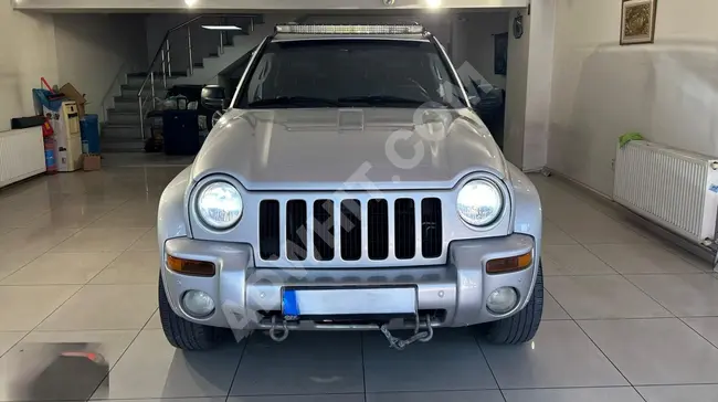 JeepCherokee3.7Limited  فتحة سقف أصلي أمريكي  غاز دفع رباعي