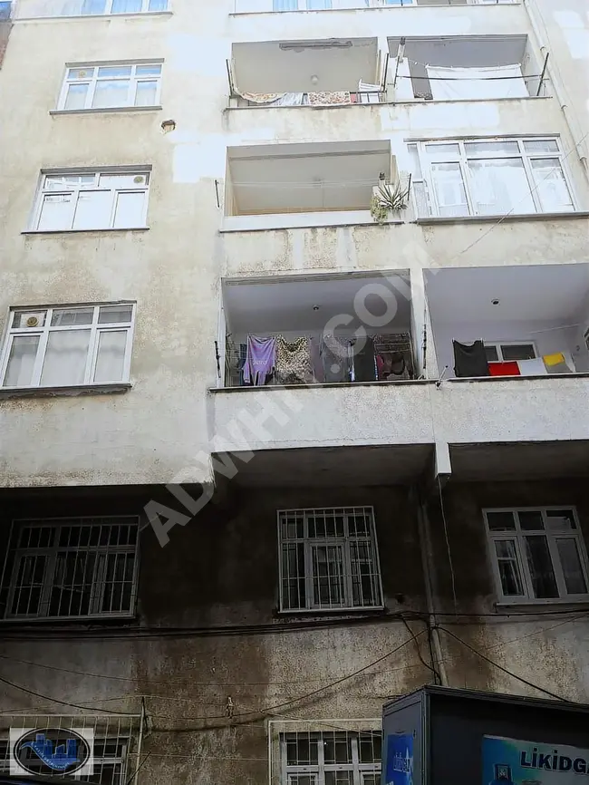 2+1 apartment - on a high floor - with central heating - in the HÜRRİYET area in YENİBOSNA