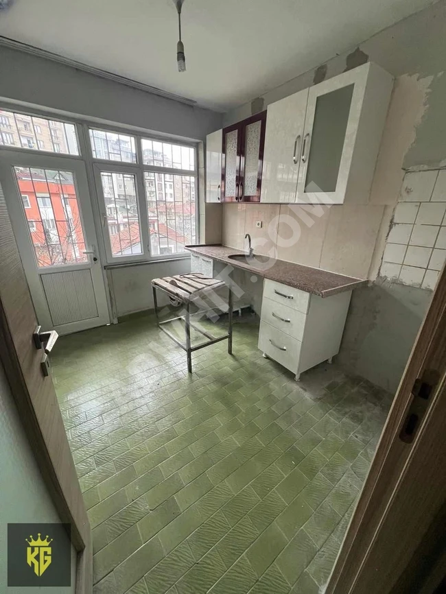 2+1 Apartment for Rent - 10 minutes away from the Metrobüs