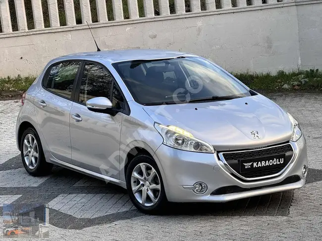 سيارة PEUGEOT 208 1.2 VTİ ACTİVE موديل 2013 - اوتوماتيك - بمسافة 113,000 كم