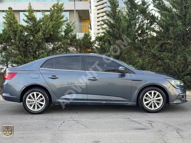 2018 - Renault Megane sedan 1.5 dCİ Touc plus - بدون عيوب و بدون طلاء  - من ROK MOTORS