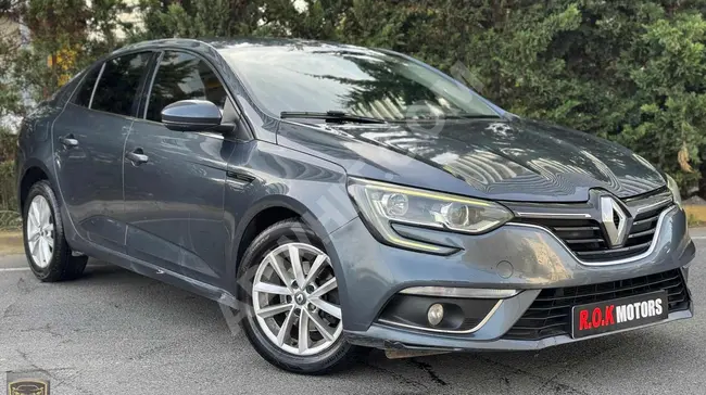 2018 - Renault Megane sedan 1.5 dCİ Touc plus - بدون عيوب و بدون طلاء  - من ROK MOTORS