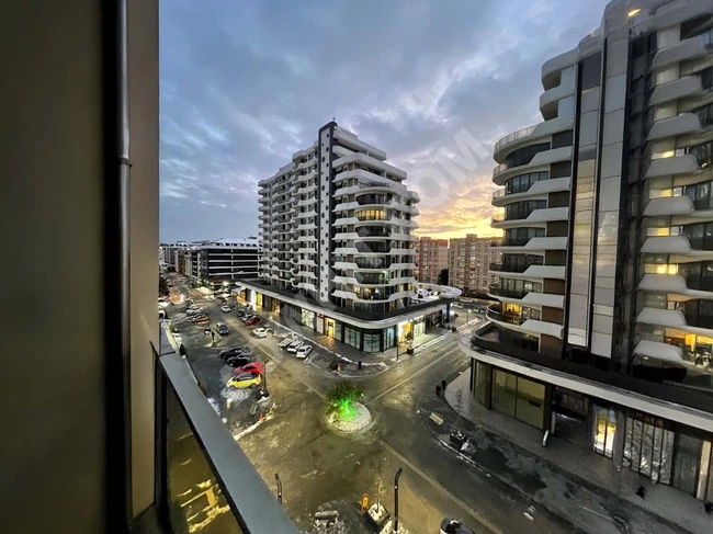 İstanbul Beylikdüzü'nde 2 Banyolu ve Geniş Balkonlu Daire