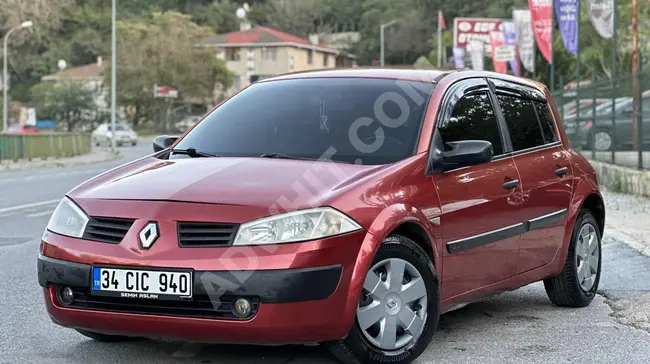 سيارة RENAULT MEGANE موديل 2005 ناقل حركة يدوي بدون عيوب