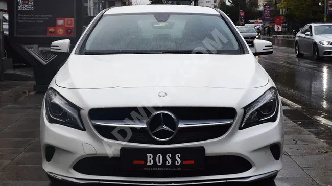 BOSS 2017 MERCEDES-BENZ CLA 180d COMFORT F1 VİTES HATASIZ