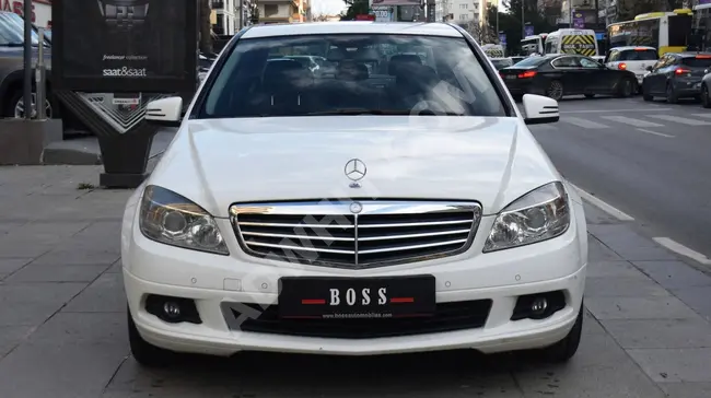 سيارة MERCEDES-BENZ C 180 BLUEEFFICIENCY موديل 2010 - كيلو متر منخفضة