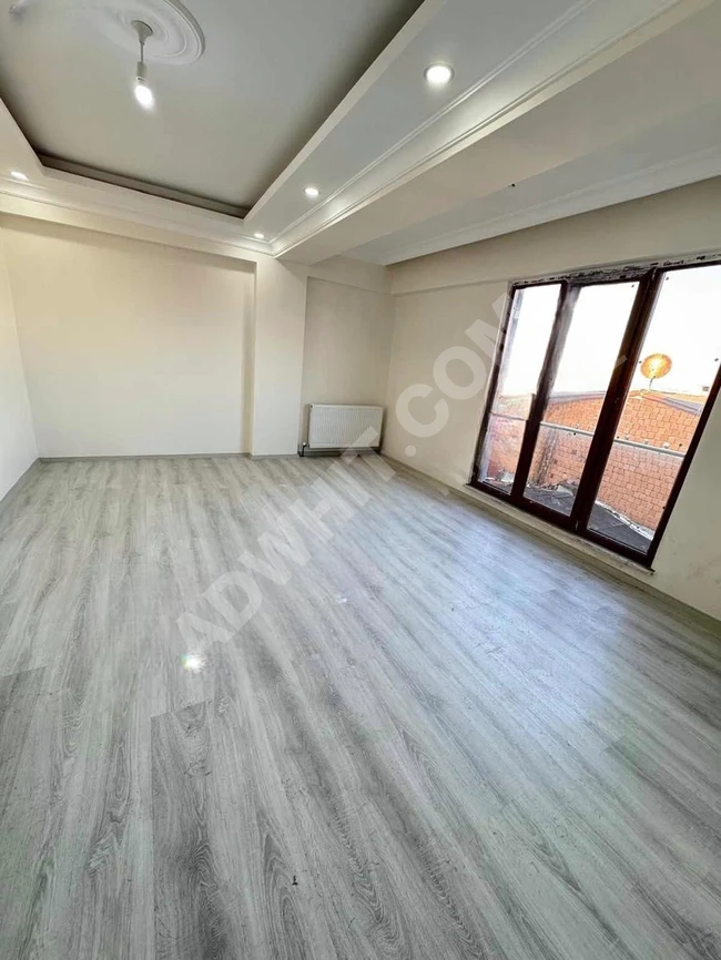 2+1 apartment for sale on the middle floor in BAŞAKŞEHİR GÜVERCINTEPE