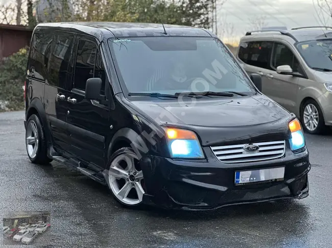 فرصة سيارة Ford Tourneo Connect موديل  2006   بإضافات من BAYRAMTEPE OTO