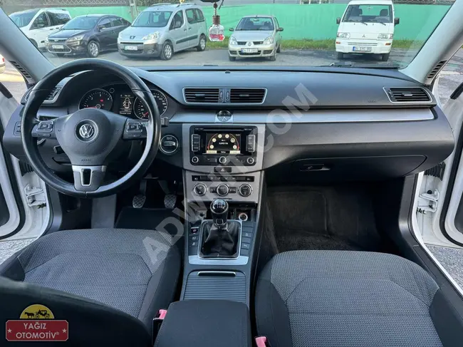 VOLKSWAGEN PASSAT 1.6 TDI COMFORTLINE with 105 horsepower, equipped with a manual transmission.