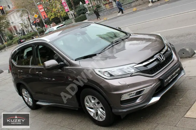 2016 - HONDA  - حزمة PREMIUM  - بناقل حركة اوتوماتيك - بدون طلاء - من KUZEY MOTORS