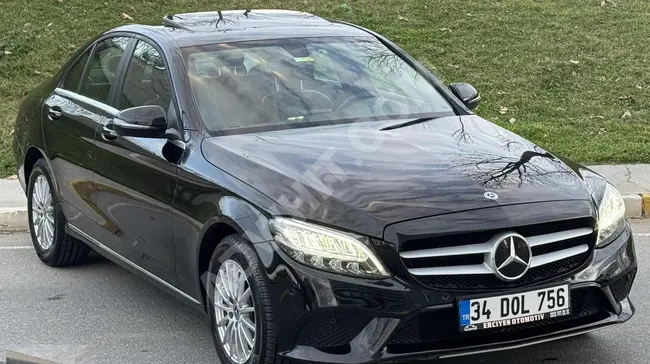 سيارة Mercedes - Benz C 200 D موديل 2020 بدون عيوب ودون طلاء نظيفة تمامًا مع سقف بانورامي