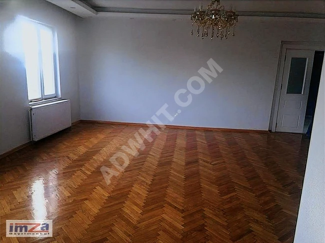 6+2 duplex suitable for loans, close to the metrobus, shopping centers, hospital