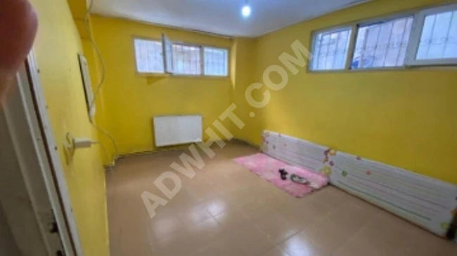 Ground floor 2+1 apartment with garden, 5 minutes away from the metrobus and metro in ŞİRİNEVLER