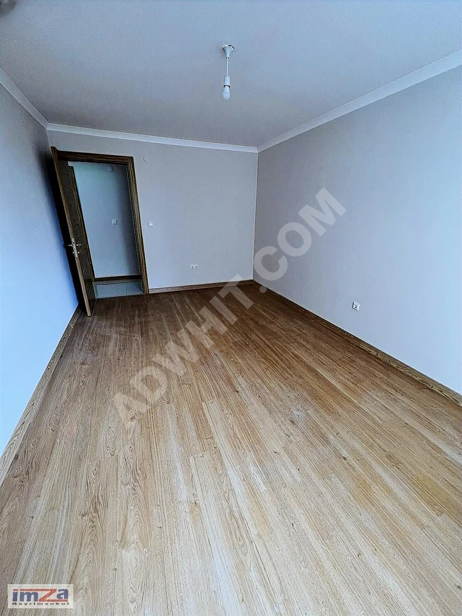 A.KAHVECİDE,MERKEZİ KONUMDA,ARA KAT,110 M2 BOŞ DAİRE