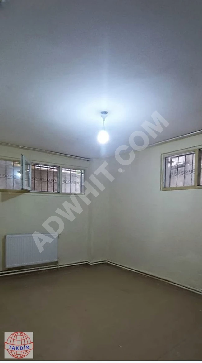 Ground floor 2+1 apartment with garden, 5 minutes away from the metrobus and metro in ŞİRİNEVLER