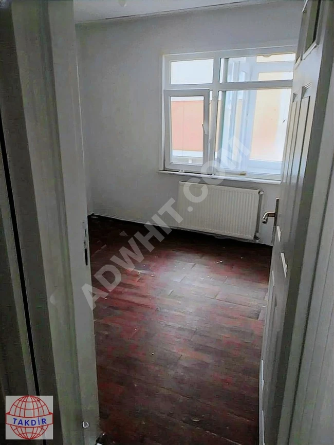 metrobüs 5 dakika kiralık 2+1 temiz ve bakımlı daire