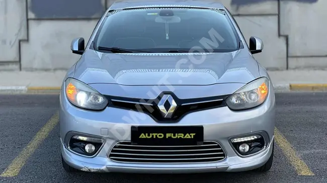 Renault - موديل2015 - اتوماتيك - 110 حصان - السقف السقف وغطاء المحرك بدون طلاء