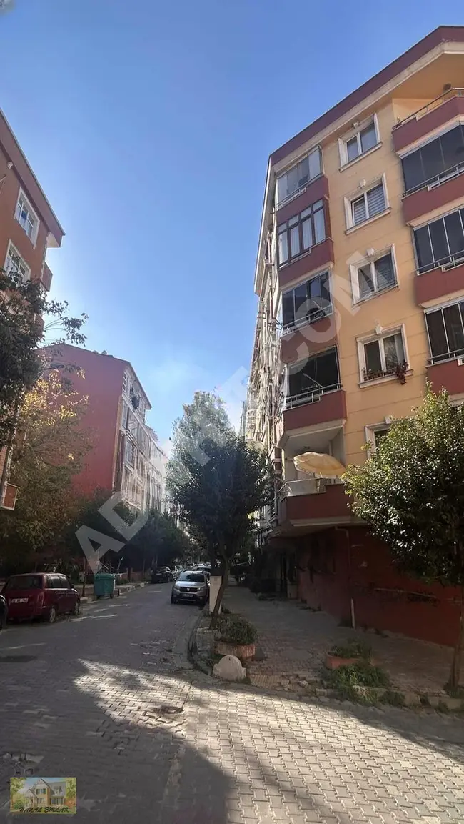 Apartment for sale 3+1 first floor in Şirinevler neighborhood in Bahçelievler