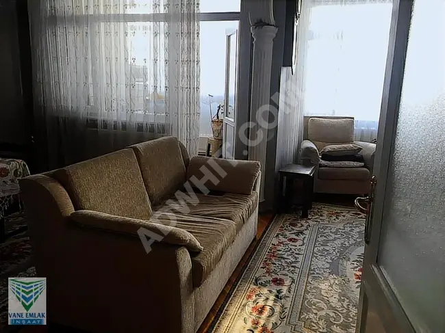 3+1 apartment with an area of 120m2 on the middle fourth floor near the tram - by VANE