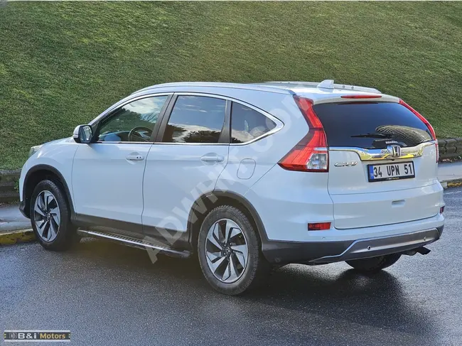 سيارة HONDA CRV موديل 2016 - بدون عيوب وبدون طلاء مع مثبت ضد النقطة العمياء