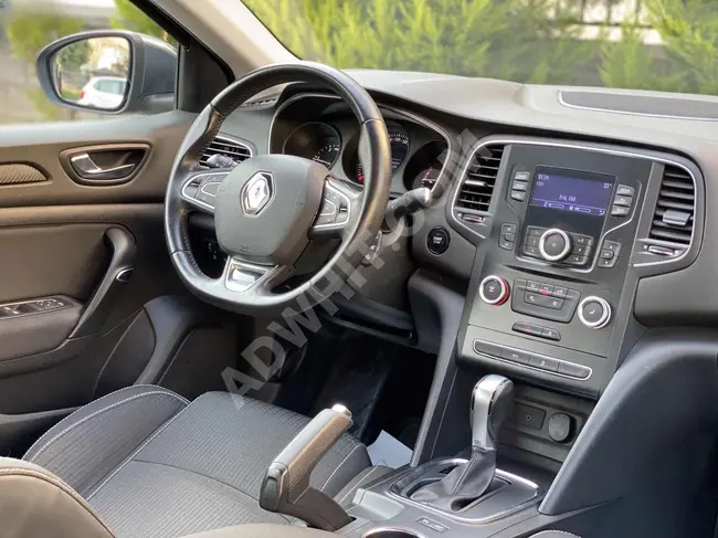 سيارة RENAULT MEGANE موديل 2018 بمسافة 125 ألف كم - أوتوماتيك