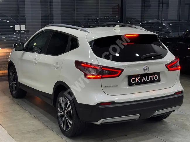 سيارة QASHQAİ 1.3 SKYPACK PLUS موديل 2021 بمسافة 24,000 كم - بدون طلاء - سقف زجاجي