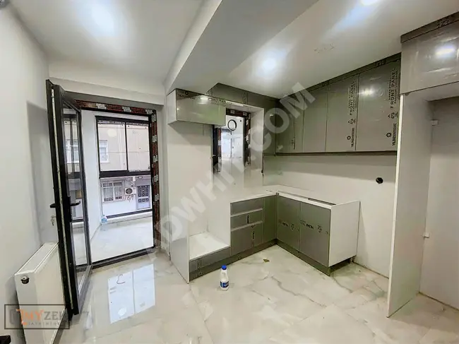 2+1 apartment on the middle floor for sale in SEFAKÖY from MYZEK