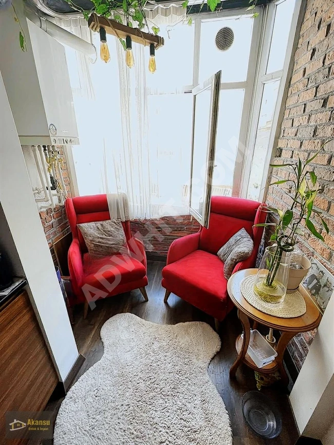 Apartment near the metro, 300 meters, suitable for large families, equipped with an elevator.