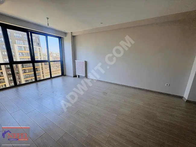 Apartment 2+1 for sale, empty, with an area of 112 square meters in İSTANBUL HASBAHÇE.