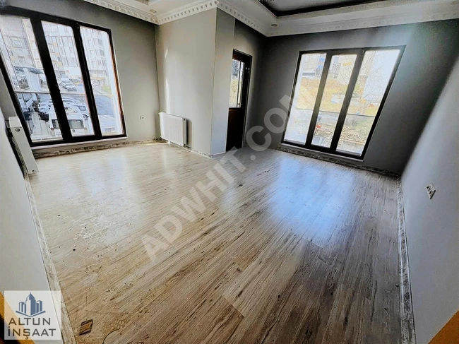 ARNAVUTKÖY MERKEZDE İST HAVALİMANINA YAKIN 2+1 ARAKAT LÜX DAİRE