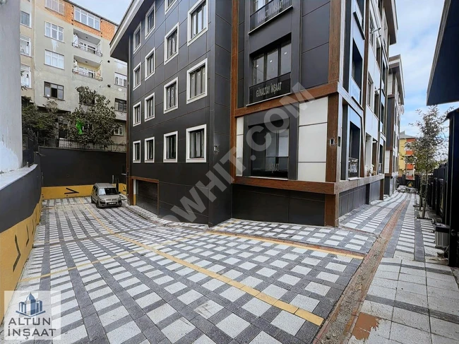 ARNAVUTKÖY MERKEZE YAKIN LÜX BUTİK SİTEDE 2+1 HARİKA DAİRE