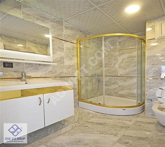 METROBÜSE ÇOK YAKIN ULTRA LÜKS AİLE SİTESİNDE TERASLI 2+1 DAİRE!