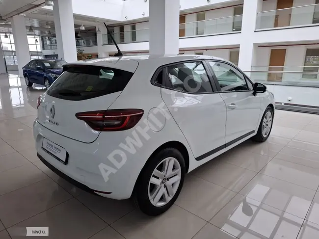 سيارة RENAULT HB JOY 1.0 TCE XTRONIC موديل بقوة 90 حصان بمسافة 26,000 كم