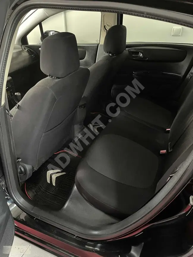 سيارة Citroen C4 موديل 2010 - سقف - باكاج - بدون طلاء - بدون تكاليف