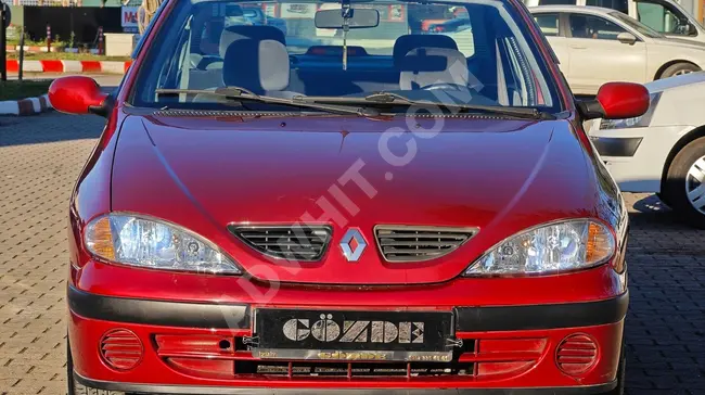 Renault Megane Sedan 1.4 16V RTA موديل 2001 نظيفة وتم صيانتها