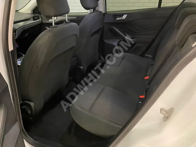 سيارة FORD FOCUS  موديل 2020_فقط 87.000 كم_8 سرعات_120 حصان_ صيانة الوكيل