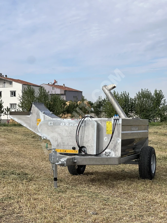 Cucumber seed harvesting machine