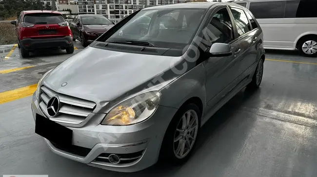 سيارة  MERCEDES B160 SPORT  موديل  2011 179000 كم، رياضي  سقف زجاجي   أوتوماتيك