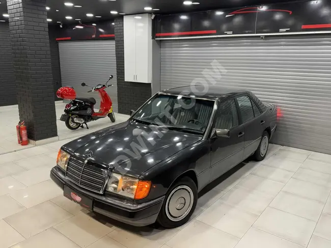 سيارة MERCEDES BENZ 200E  موديل 1990_أصلية  214,000 كم_مقاعد كهربائية_مكيف هواء بـ 8 أزرار _حزمة E2