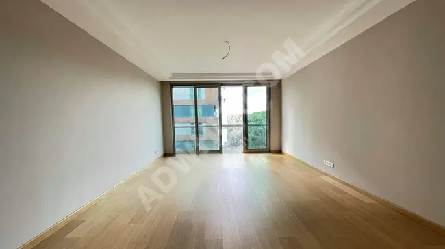 VADİSTANBUL TERAS 2+1 AÇIK MUTFAK ORMAN CEPHE SATILIK YETKİLİ