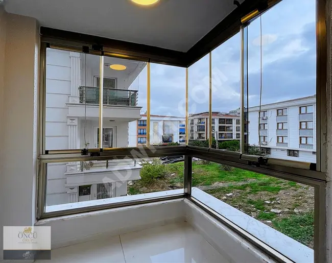 Luxurious 2+1 apartment for sale, 10 minutes away from the metrobus from ÖNCÜ.