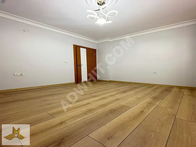 2+1 apartment on the ground floor with unique interior design, centrally located in BEYLİKDÜZÜ MAVİ IŞIK.