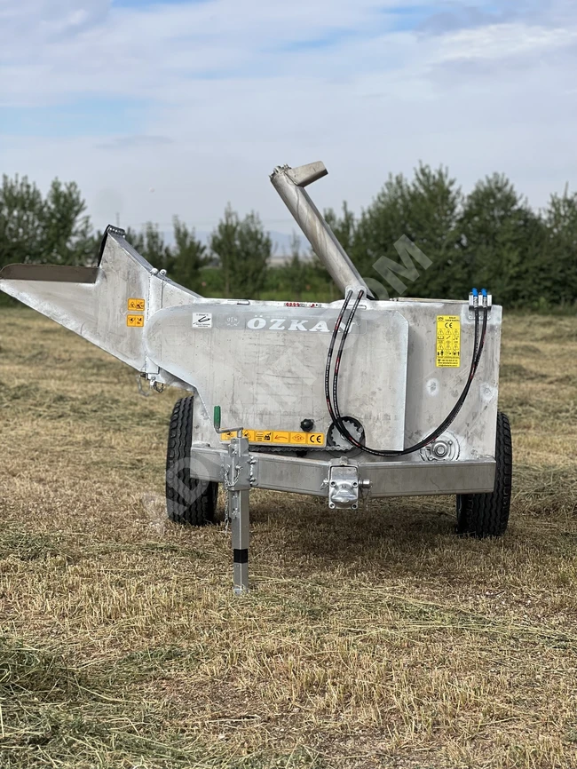 Cucumber seed harvesting machine