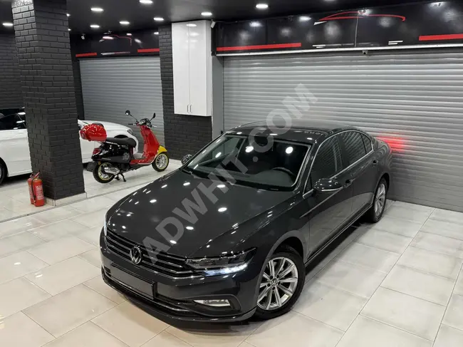 سيارة VOLKSWAGEN PASSAT موديل 2021_فقط 45,000 كم_مكيف جديد_شعار جديد_ BUSINESS _قوة 150 حصان